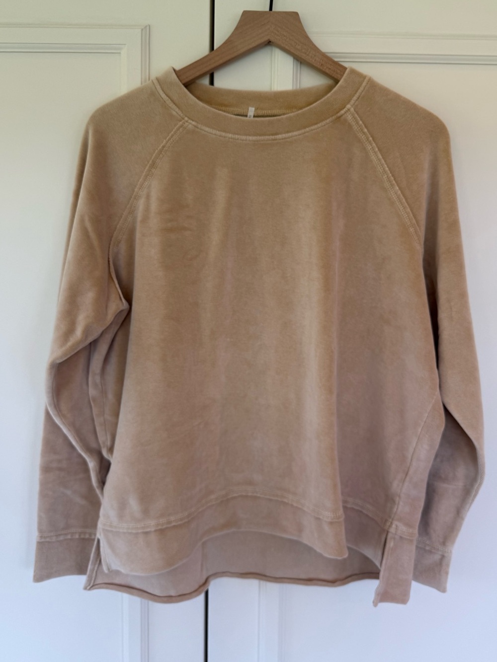 NWOT hello nite velour sweater in tan, size M
